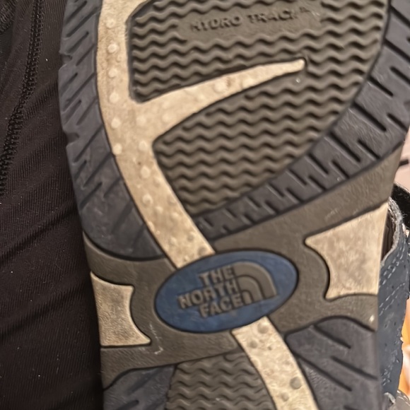 Kids sandal bundle - Picture 4 of 7